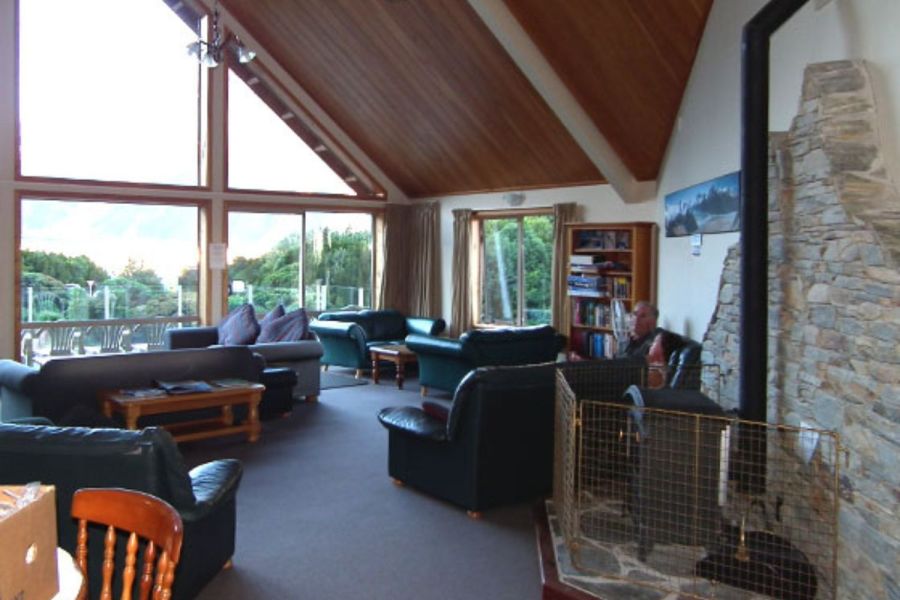 Aoraki/Mount Cook Alpine Lodge
