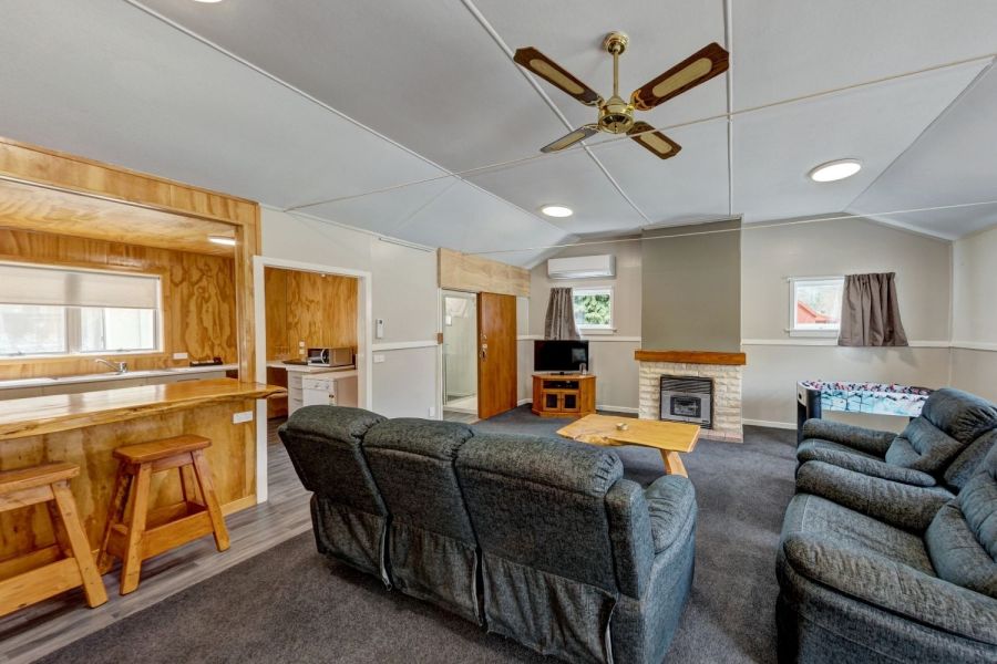 Burkes Pass Country Motel