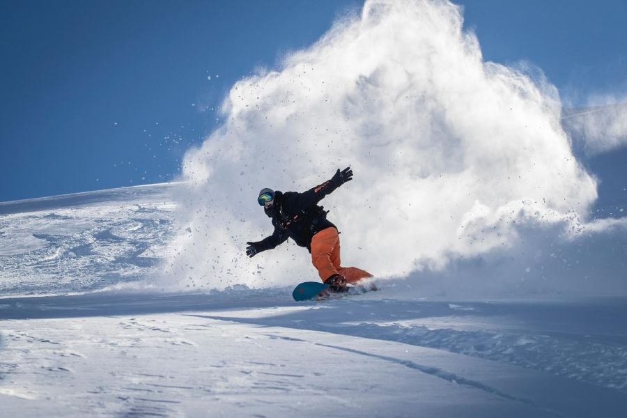 Harris Mountains Heli-Ski