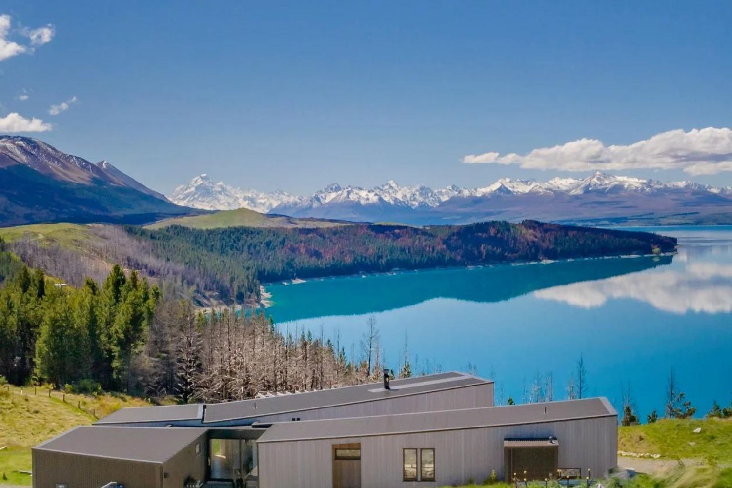 Kārearea Lakehouse