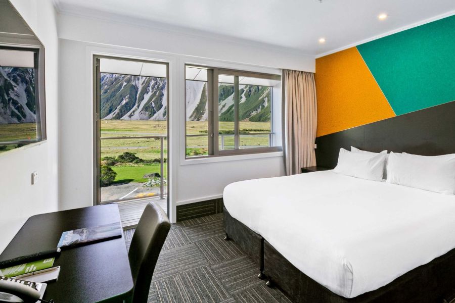 Mt Cook Lodge & Motels