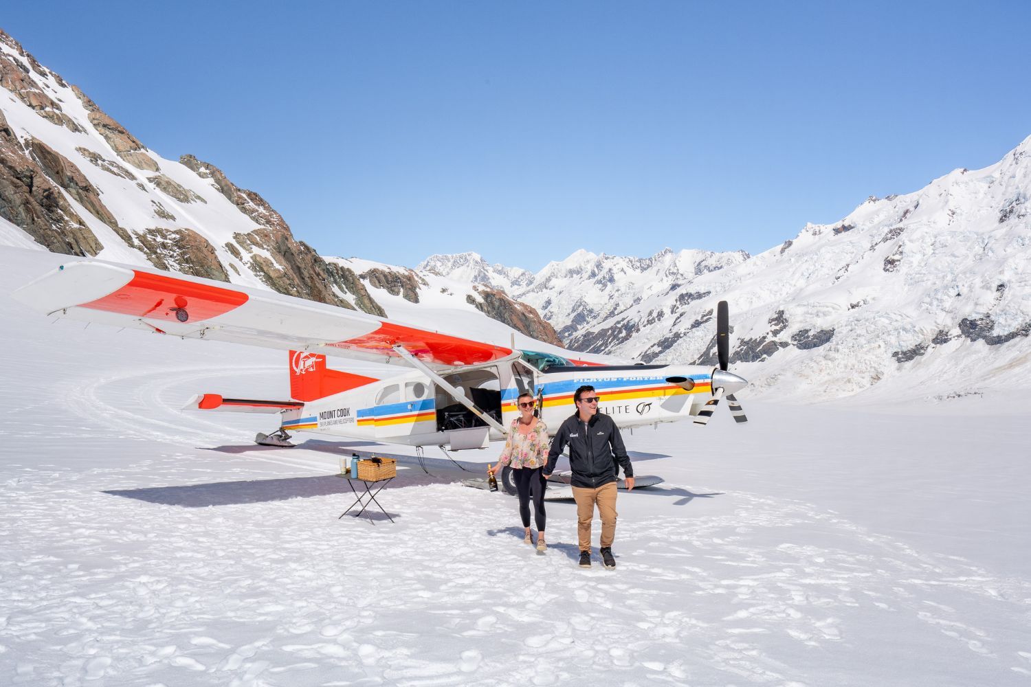 Mt Cook Skiplanes & Helicopters