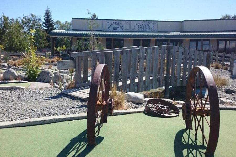Musterers Hut Café & Gift Shop