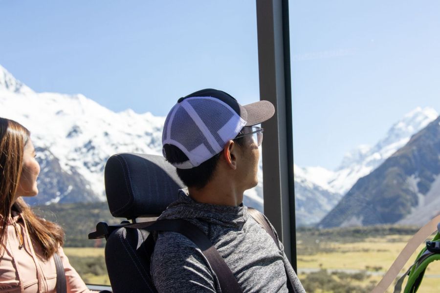 Aoraki/Mount Cook National Park, Off Road Tour. Hermitage Hotel