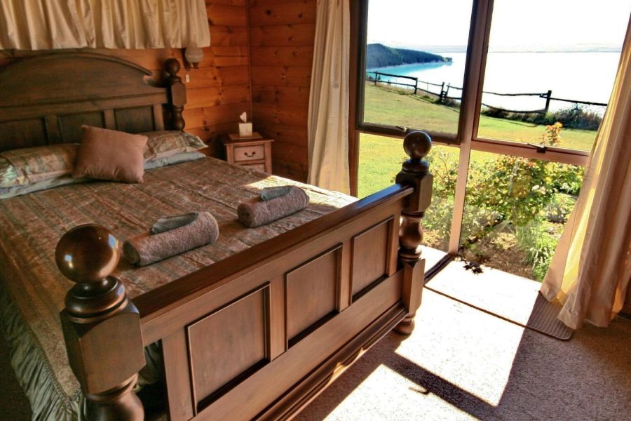 Pūkaki Lakeside Getaway