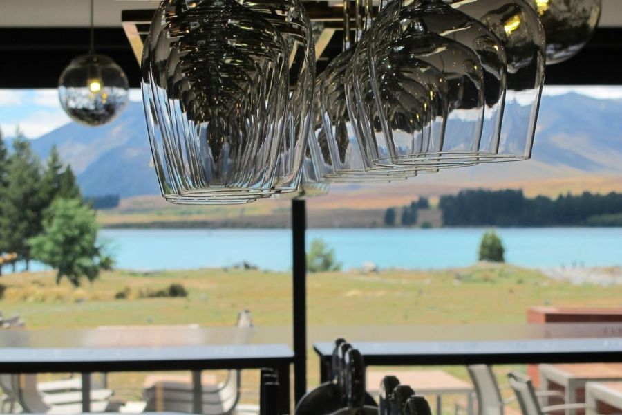 T.L.V. Restaurant & Bar