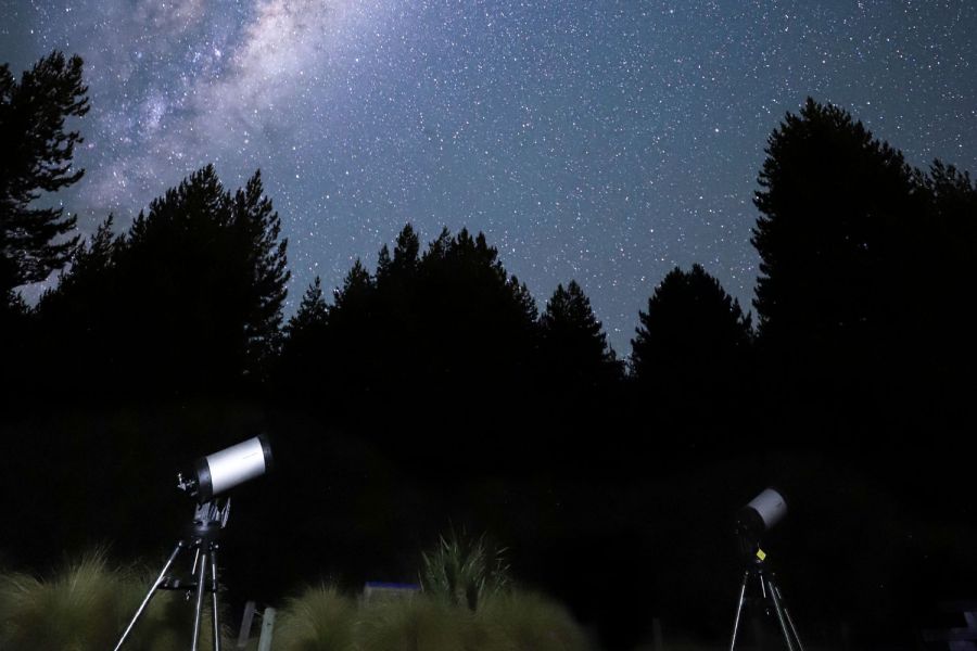 Tekapo Chinese Stargazing